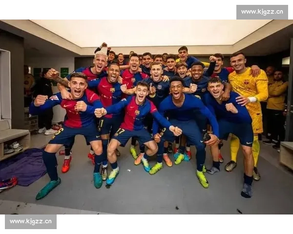 伤停潮下的青训接力：卡萨多的巴萨中场救赎战